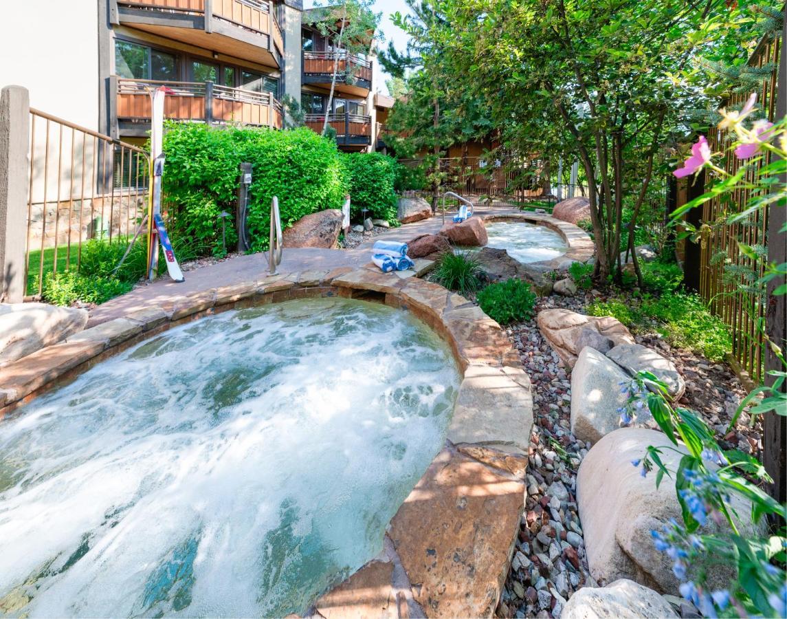 Laurelwood Condominiums 202 スノーマス・ビレッジ エクステリア 写真