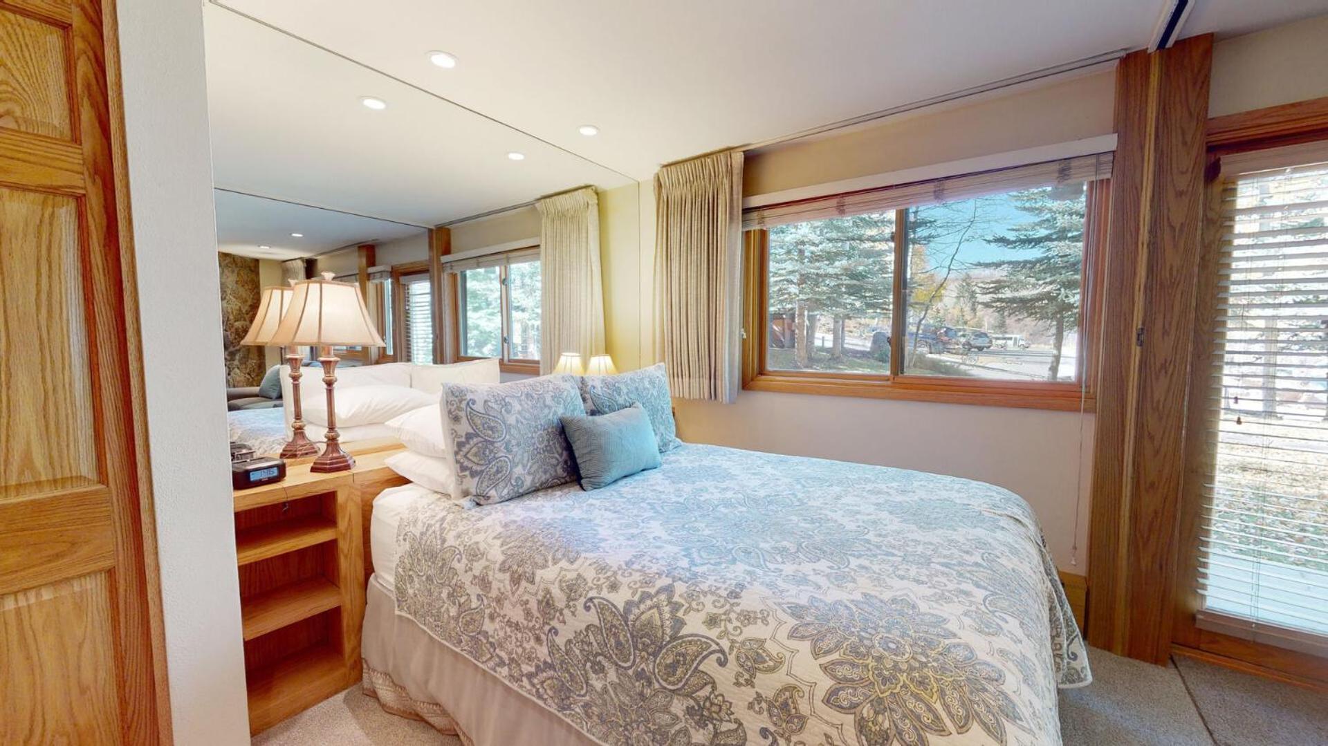 Laurelwood Condominiums 202 スノーマス・ビレッジ 部屋 写真